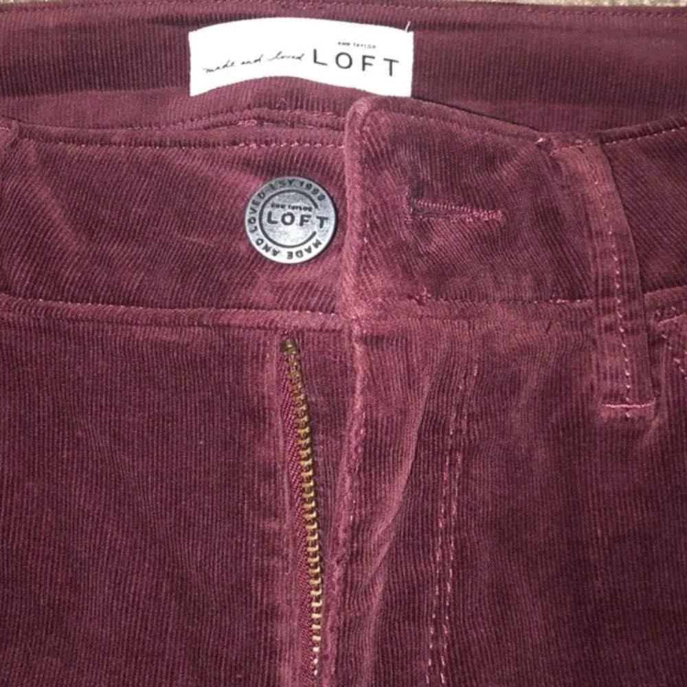 LOFT Curvy Fit Skinny Leg Courduory Jeans_8